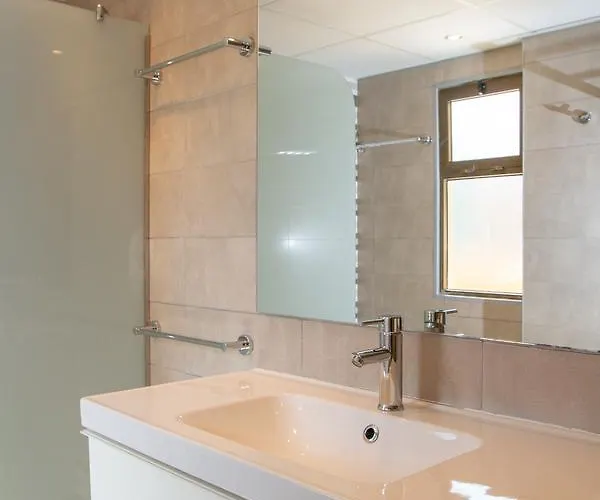 Lydia Uno Appartement *